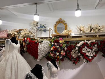 Toy paltarları: Hazır Biznes Satılır! Müxtəlif üslublarda və ölçülərdə gəlinliklər — 8