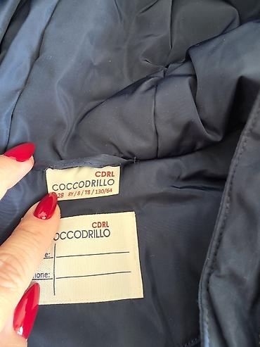 səməni paltarı: Coccodrillo uşaq parkası - Ölçü: 128 (etiketdə 8Y/8T, 130/64 qeyd — 2
