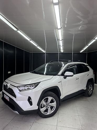 s 221: Toyota RAV4: 2021 г., 2.5 л, Автомат, Гибрид, Кроссовер — 7