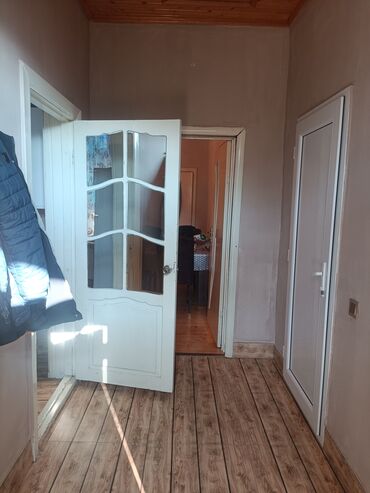 Həyət evləri və villaların satışı: Ramana qəs. 3 otaqlı, 2 kv. m, Kredit yoxdur, Orta təmir -da lalafo.az — 7 Həyət evləri və villaların satışı: Ramana qəs. 3 otaqlı, 2 kv. m, Kredit yoxdur, Orta təmir — 7