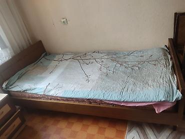 used bed: Советский холодильник в хорошем состоянии и кровать тоже в хорошем — 2