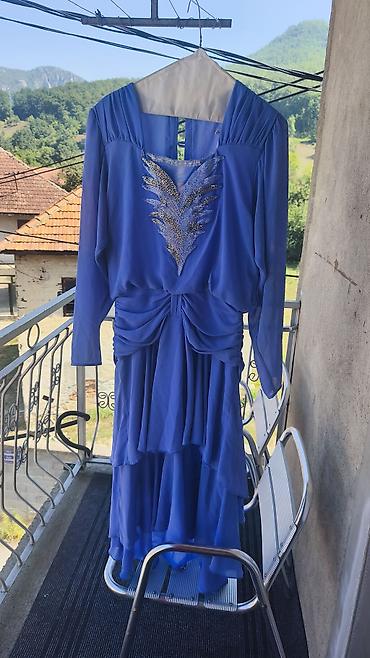 model plave venčanice: Elegantna večernja haljina u kobalt plavoj boji. - Materijal — 5