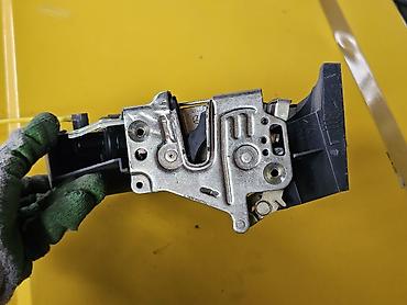 key maker: Замок двери Mercedes-Benz 1999 г., Б/у, Оригинал, Германия — 7