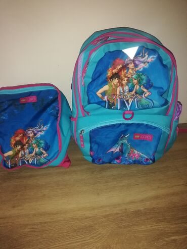 torbe za devojčice: Nov lego ranac ima torbicu i za patike koja moze da se prikaci za