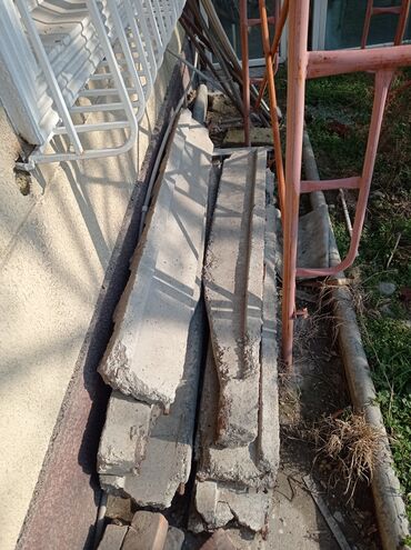 бетоные перекрытия: Бетонные ригеля, фермы б/у