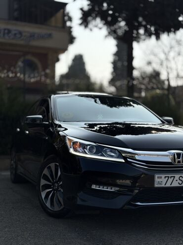Honda: Honda Accord: 2 l | 2017 il Sedan — 4