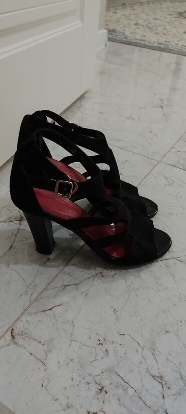 обувь jordan: Туфли Air Jordan, 39, цвет - Черный
