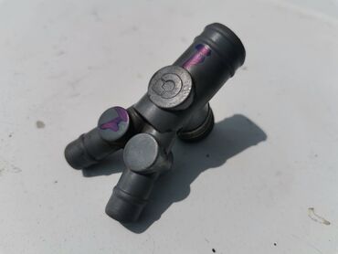 Auto delovi: Racva plina plasticna br.1. Polovno, očuvano. Skinuto sa rastavljenog — 9