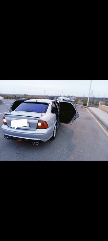 Opel: Opel Vectra: 2 l | 2000 il 322290 km Sedan — 15
