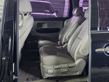 Kia: Kia Carnival: 2019 г., 2.2 л, Автомат, Дизель, Минивэн — 10