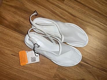 Босоножки, сандалии, шлепанцы: Белые босоножки ZARA, размер 36. - Модель: открытый мыс, тонкие — 1