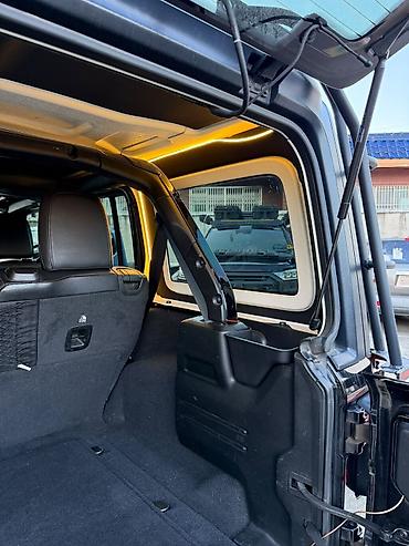 Jeep: Jeep Wrangler: 2017 г., Внедорожник — 60