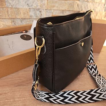 crna torba mona: Crna crossbody torba “FASHION & BAG” sa modernim kaišem - — 2