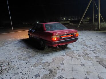 Audi: Audi 100: 1986 г., 1.8 л, Механика, Бензин, Седан