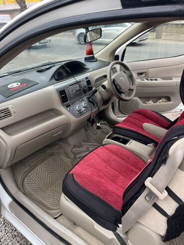 Toyota: Toyota Raum: 2004 г., 1.5 л, Автомат, Седан — 17