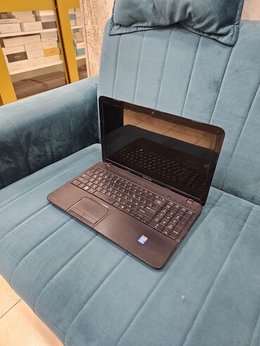 HP: Toshiba c850 prosessor core i3 3210 ram 4gb hdd 320gb vga intel