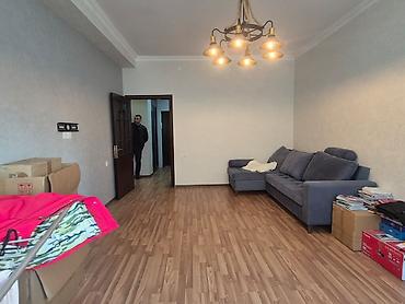 Mənzillər: 2 otaqlı, Yeni tikili, 76 kv. m — 3