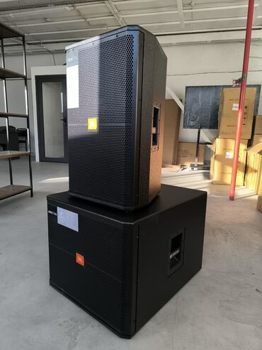 Динамики и музыкальные центры: Колонка JBL srx 715. 40,000som
JBL srx 718. 56,000som