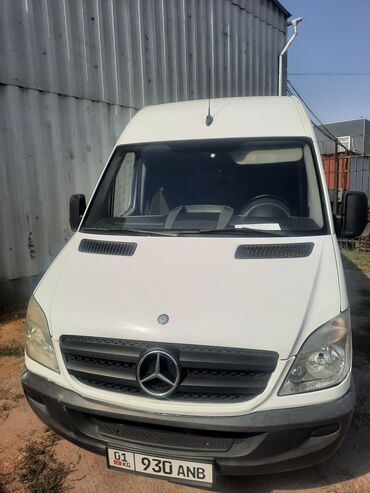 спринтер грузовой цельно метоличиский: Легкий грузовик, Mercedes-Benz, Б/у