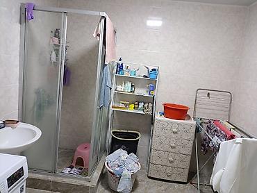 алла тоо: 🏡 Продается 4-комнатный дом в ж/м Ала-Тоо! 📐 Площадь дома: 150 м² | — 2