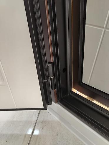 seyf qaplar: B-63 venge 3 rezin Kateqoriya: Seyf qapıları Ölçü: 86x205, 96x205 — 2