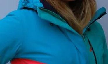 Personal Items: Ženska skijaška jakna u kombinaciji plave i zelene boje sa upadljivim at lalafo.rs — 10 Personal Items: Ženska skijaška jakna u kombinaciji plave i zelene boje sa upadljivim — 10