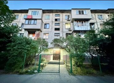 продается 3 комнатная квартира политех: 3 комнаты, 10000 м², 3 этаж, Старый ремонт