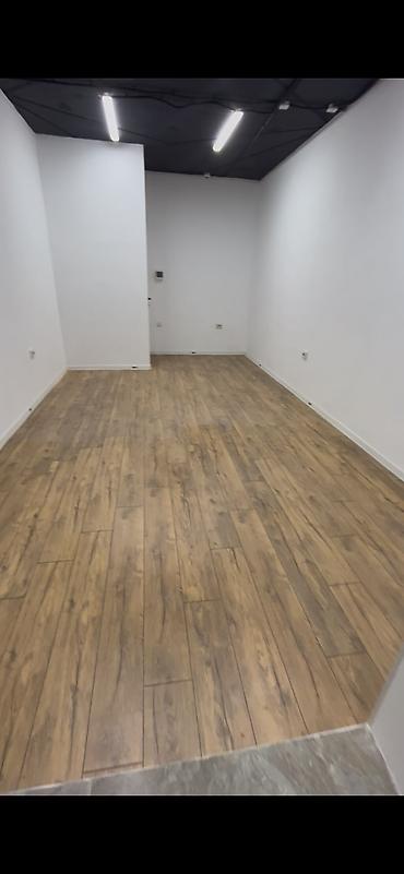 ihlas asanbai: Сдаю Офис целиком: 22 м², В жилом комплексе — 1