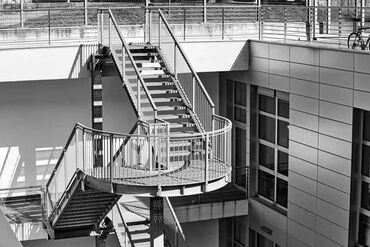 Döşəmə: "Guclu metal pilleken ve meheccerler" Yuksek keyfiyyetli metal