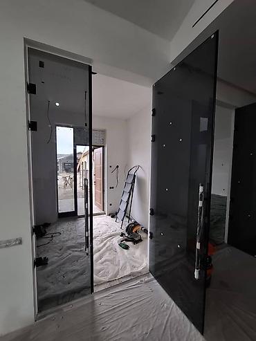 Перегородки на заказ: На заказ Цельностеклянная перегородка, Бесплатный замер, Бесплатная доставка, Бесплатная установка — 10