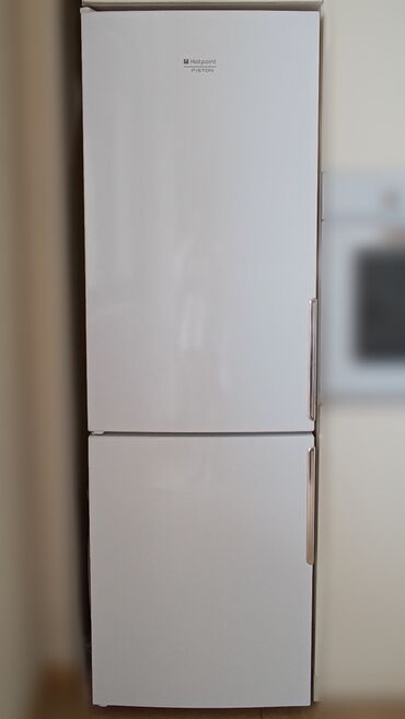 Soyuducular: Yeni 2 qapılı Hotpoint Ariston Soyuducu Satılır, rəng - Ağ