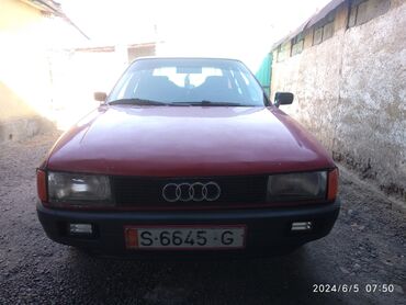 одсей 1: Audi 80: 1989 г., 1.8 л, Механика, Бензин, Седан
