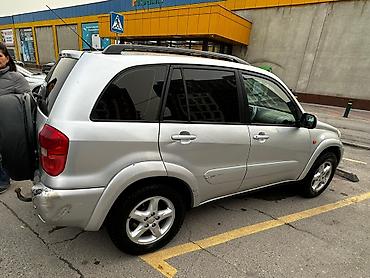 gen 2: Toyota RAV4: 2002 г., 2 л, Автомат, Бензин, Кроссовер — 4