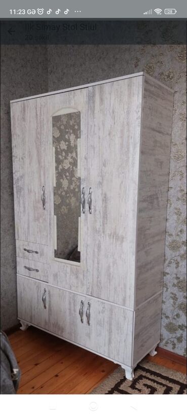 Dolablar: Açılan, 3 qapılı Düz dolab, Qarderob, paltar dolabı -da lalafo.az — 19 Dolablar: Açılan, 3 qapılı Düz dolab, Qarderob, paltar dolabı — 19