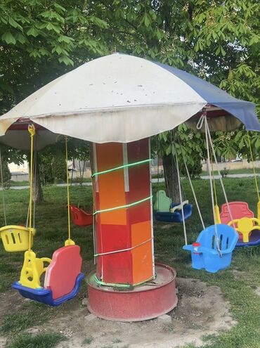 эла магазин школьной формы фото: Uşaqlar üçün karusel və yelləncəklər dəsti. Karusel dairəvi platforma