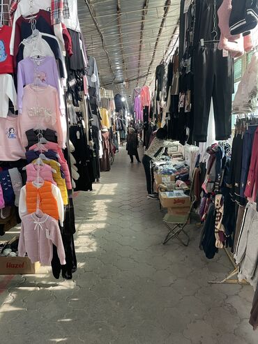 дома в районе аламединского рынка: Продаю или меняю готовый бизнес,контейнер +товар,проходимость