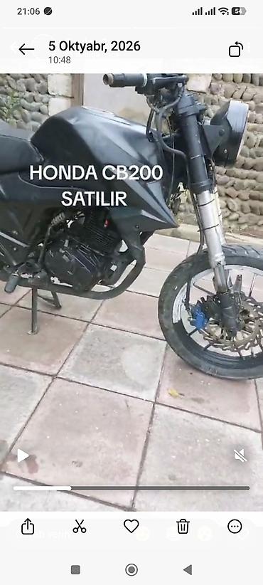 moto moped: Honda - CB200, 200 sm3 — 1