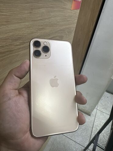 плисос ош: IPhone 11 Pro, 256 ГБ, Золотой