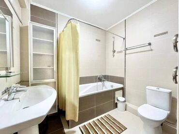 Долгосрочная аренда квартир: 3 комнаты — 12