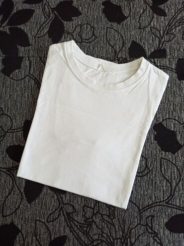 gucci majice cena: Round neck, Short sleeve at lalafo.rs gucci majice cena: Round neck, Short sleeve