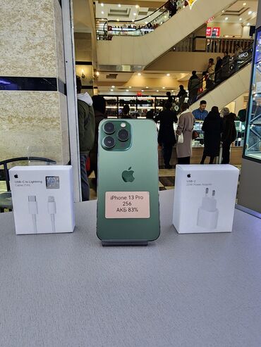 Apple iPhone: IPhone 13 Pro, Б/у, 256 ГБ, Alpine Green, Зарядное устройство, Кабель, В рассрочку, 83 %