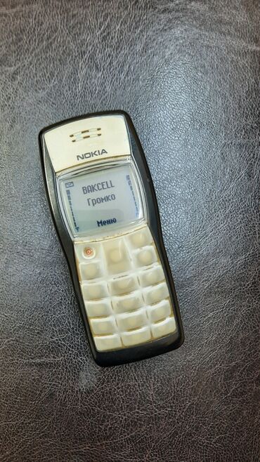 philips xenium w632: Nokia klassik düyməli mobil telefon Xüsusiyyətlər: - Kompakt korpus