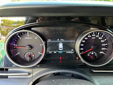 Kia: Kia Carnival: 2020 г., Минивэн — 46