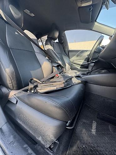 Транспорт: Toyota Corolla: 2023 г., 1.8 л, Вариатор, Гибрид, Седан — 9
