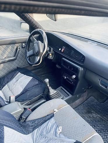 волво 500: Mazda 626: 1990 г., 2 л, Механика, Дизель, Седан — 3