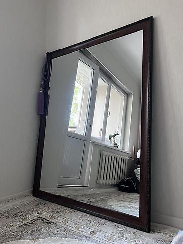 вешалка деревянный: Зеркало в массивной раме - Размеры: 150 × 130 см (высота × ширина). - — 1