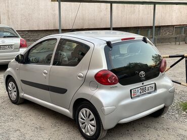 корпус термостата гольф 4 1.6: Toyota Aygo: 2008 г., 1 л, Механика, Бензин, Хетчбек