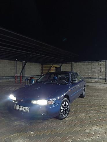 Mitsubishi: Mitsubishi Galant: 1993 г., 1.8 л, Механика, Бензин, Седан — 11