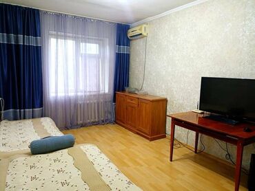 Продажа домов: 2 комнаты, 48 м², Индивидуалка, 3 этаж, Косметический ремонт