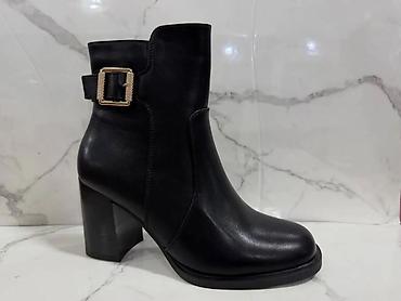 Gležnjače: Ženske zimske čizme – više modela - Topla crna čizma od brušene kože — 27